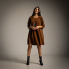 VESTIDO ALBNS  BÁSICO BAIXO RUFFLE + COR - Carla Valente