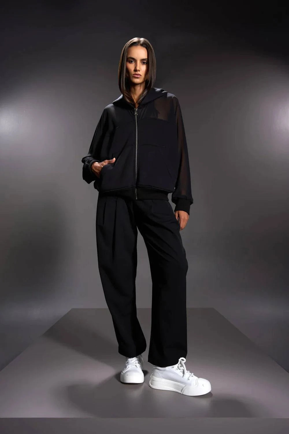 SWEATSHIRT VDR C/CRPÇ MANGA TRANSPARENTE - Carla Valente