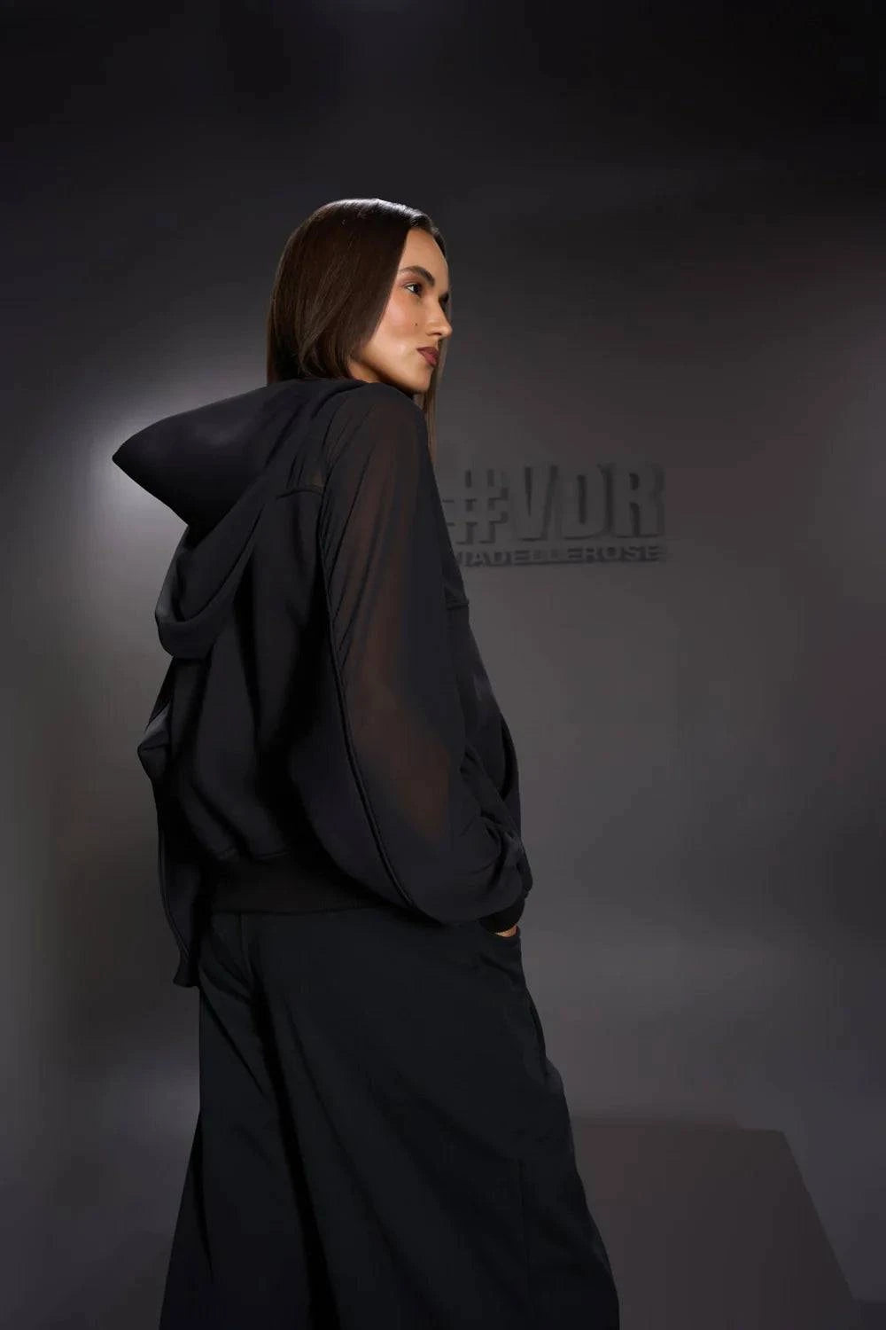 SWEATSHIRT VDR C/CRPÇ MANGA TRANSPARENTE - Carla Valente