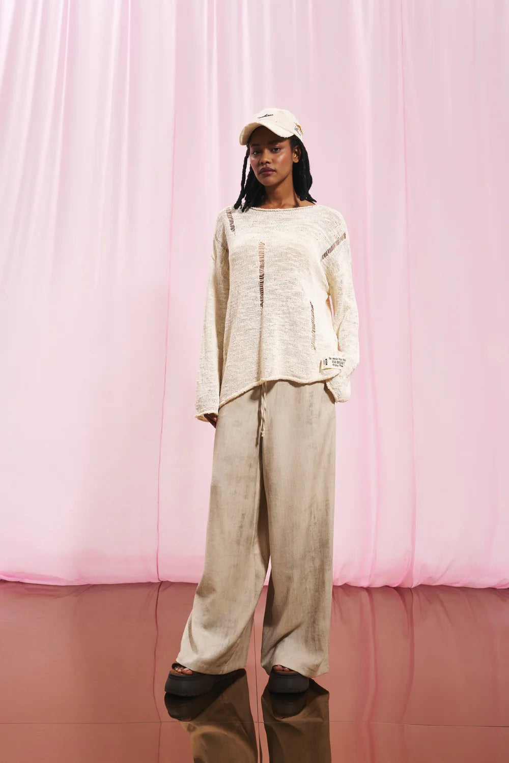 SWEATER VDR MALHA FINA COM ROTOS - Carla Valente
