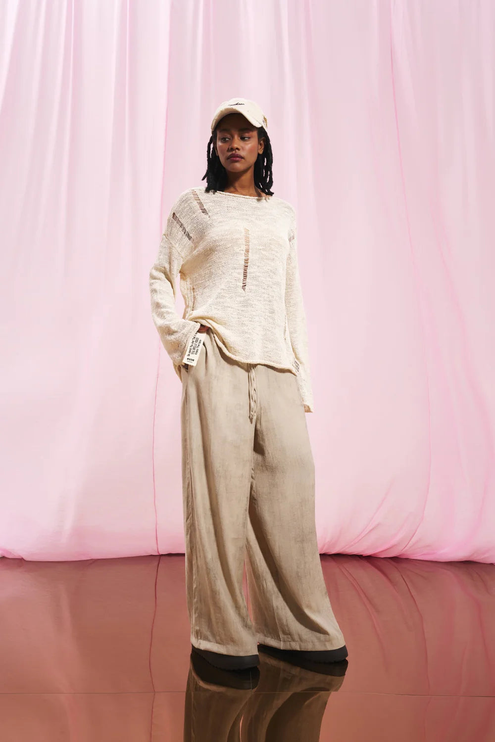SWEATER VDR MALHA FINA COM ROTOS - Carla Valente
