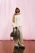 SWEATER VDR MALHA FINA COM ROTOS - Carla Valente