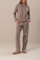 CALÇA FERRACHE DE MALHA WIDE LEG - Carla Valente