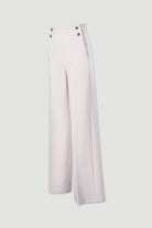 CALÇA FERRACHE WIDE LEG COM DETALHE BOTÃO PERSONALIZADO - Carla Valente