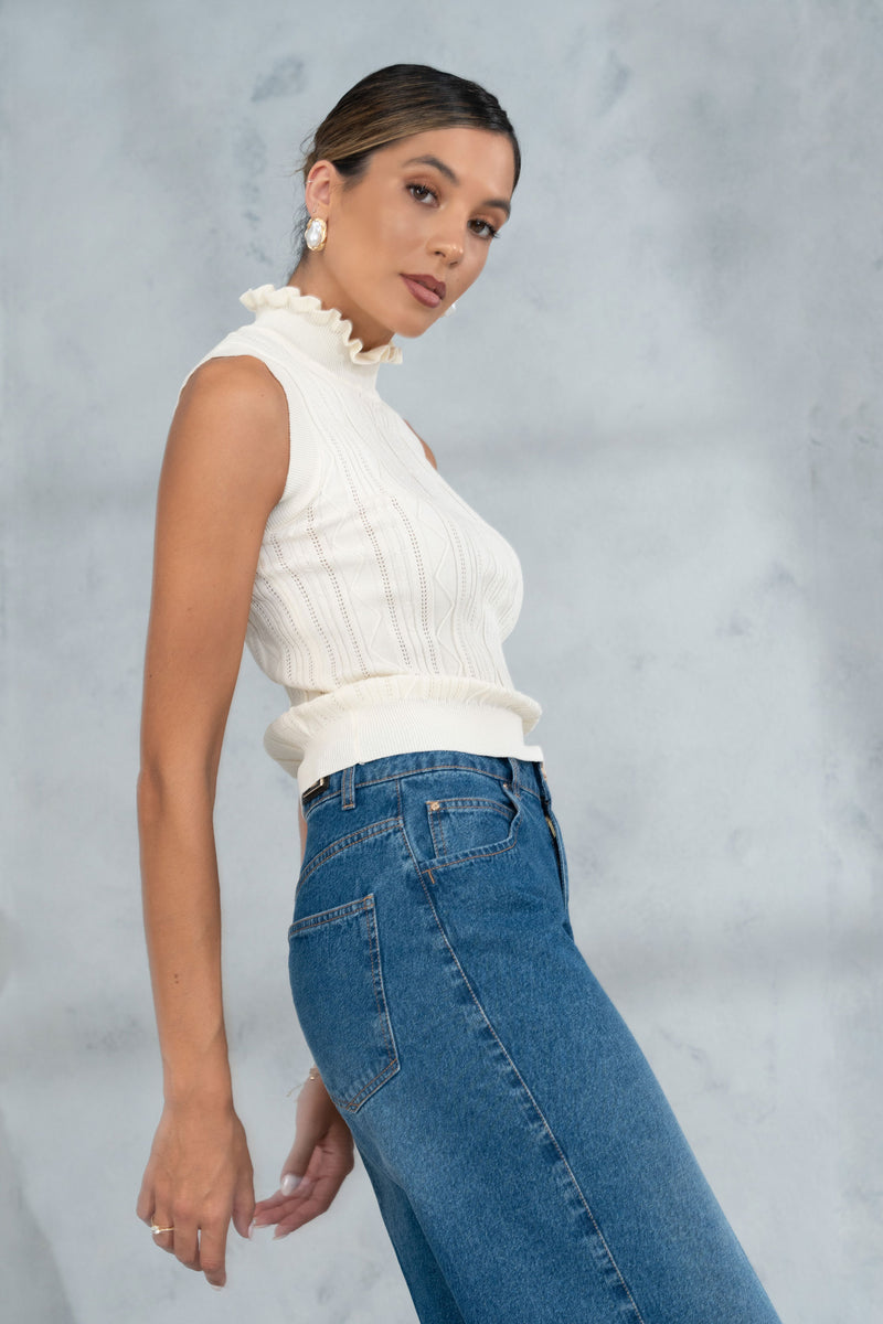 TOP FERRACHE MALHA TEXTURADA  GOLA COM FRANZIDA - Carla Valente