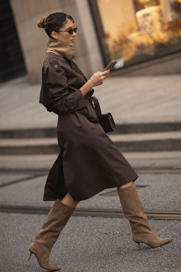 GABARDINE FERRACHE CLÁSSICA C/CINTO - Carla Valente