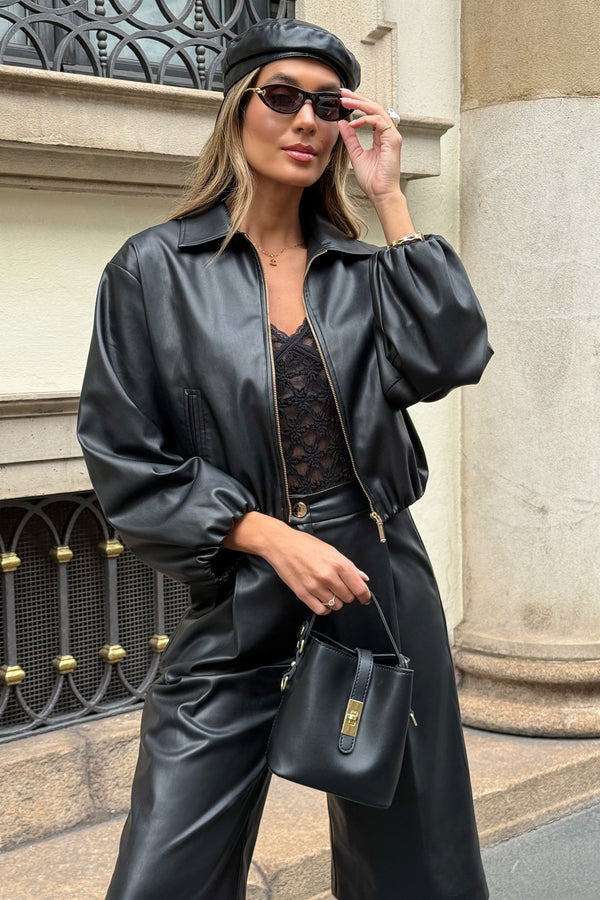 BOMBER FERRACHE CURTO EM POLIPELE - Carla Valente