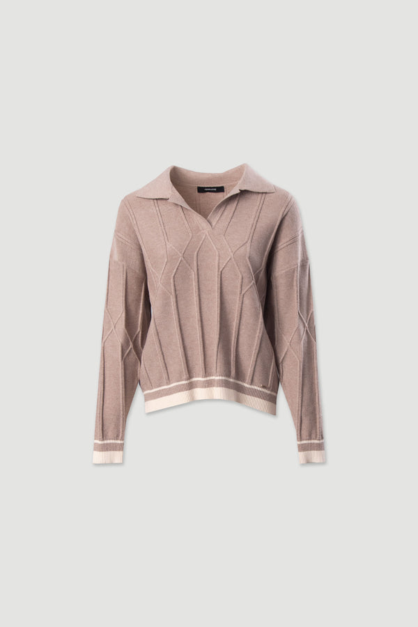 CONJUNTO FERRACHE DE POLO E CALÇA EM  MALHA TRABALHADA COM RISCA