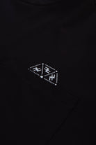 T-SHIRT FERRACHE EM MALHA COM BOLSO E ESTAMPADO NO PEITO - Carla Valente