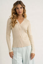 CAMISOLA FERRACHE DE MALHA CANELADA COM DECOTE EM V - Carla Valente