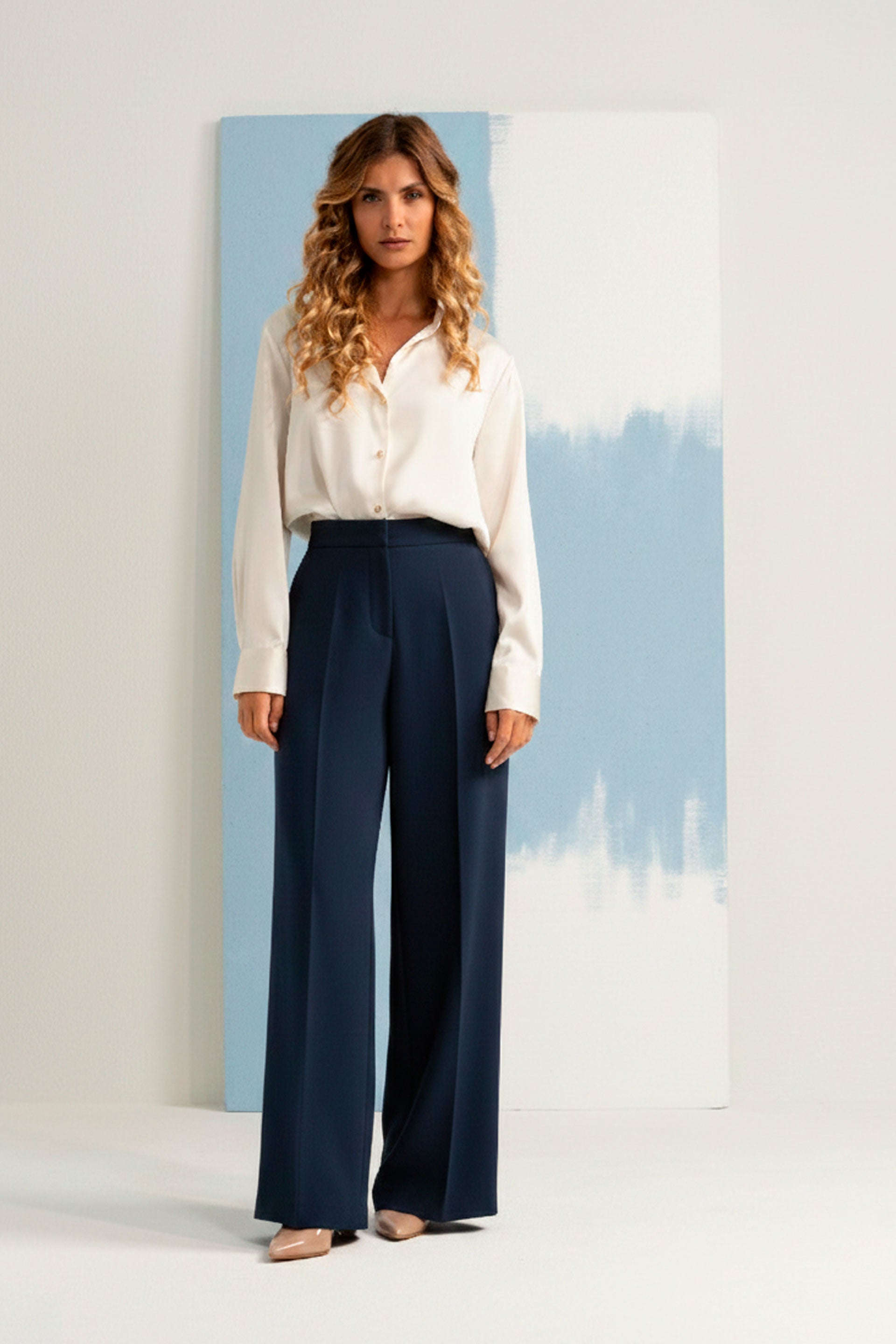 CALÇA FERRACHE CLÁSSICA WIDE LEG COM CINTO ELÁSTICO - Carla Valente