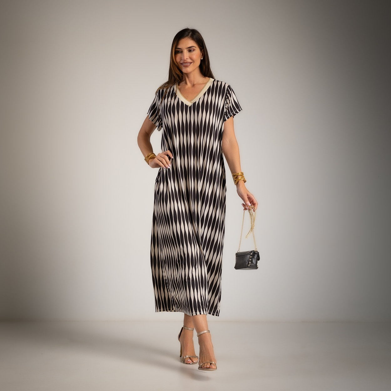VESTIDO ALBNS OVERSIZE LYCRA FRIA DAMERO LUREX - Carla Valente