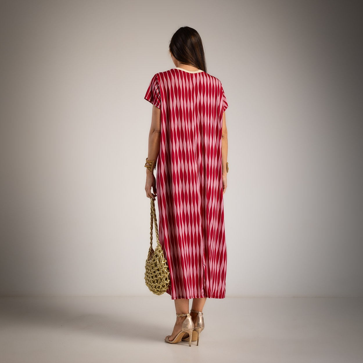VESTIDO ALBNS OVERSIZE LYCRA FRIA DAMERO LUREX - Carla Valente