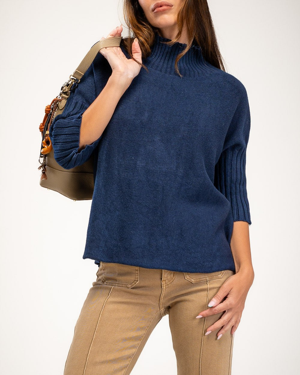 CAMISOLA ALBNS DE GOLA ALTA PUNHOS CANELADOS - Carla Valente