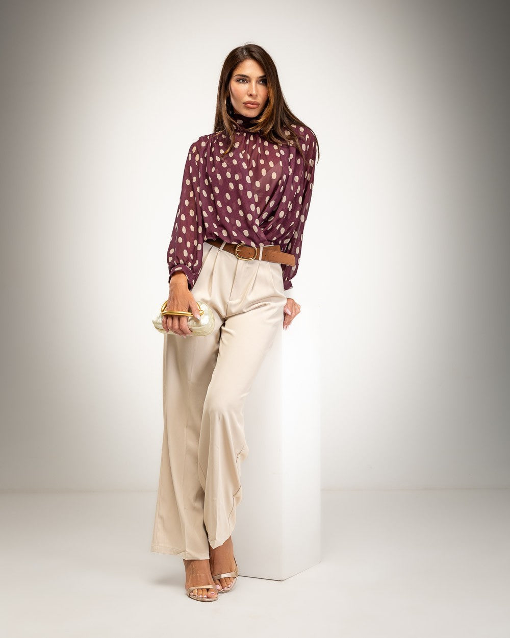 BLUSA ALBNS COM DECOTE HALTER POLKA DOTS - Carla Valente
