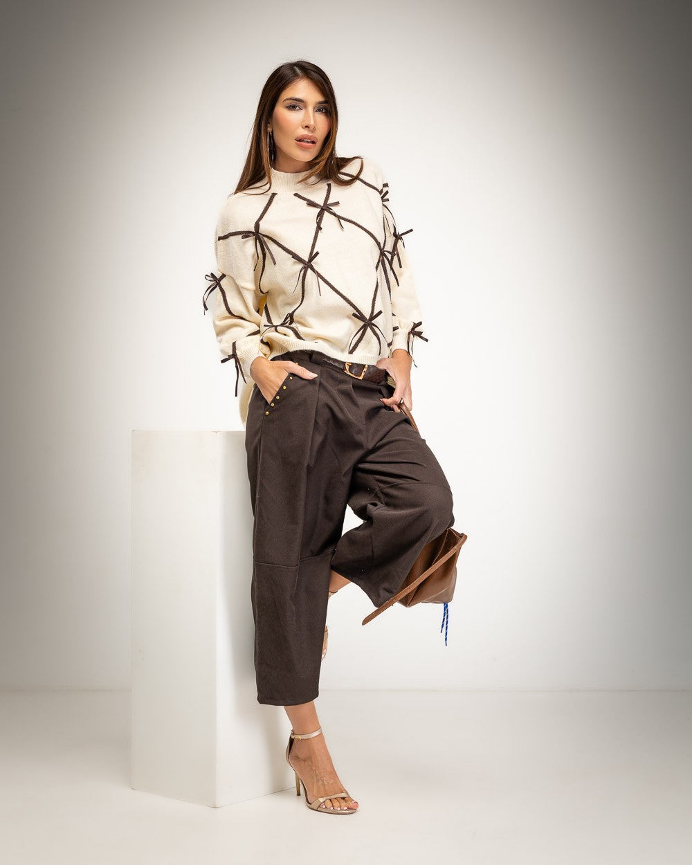 PANTALON ALBNS CULOTTE TASCHE BORCHIATE CINTURA - Carla Valente