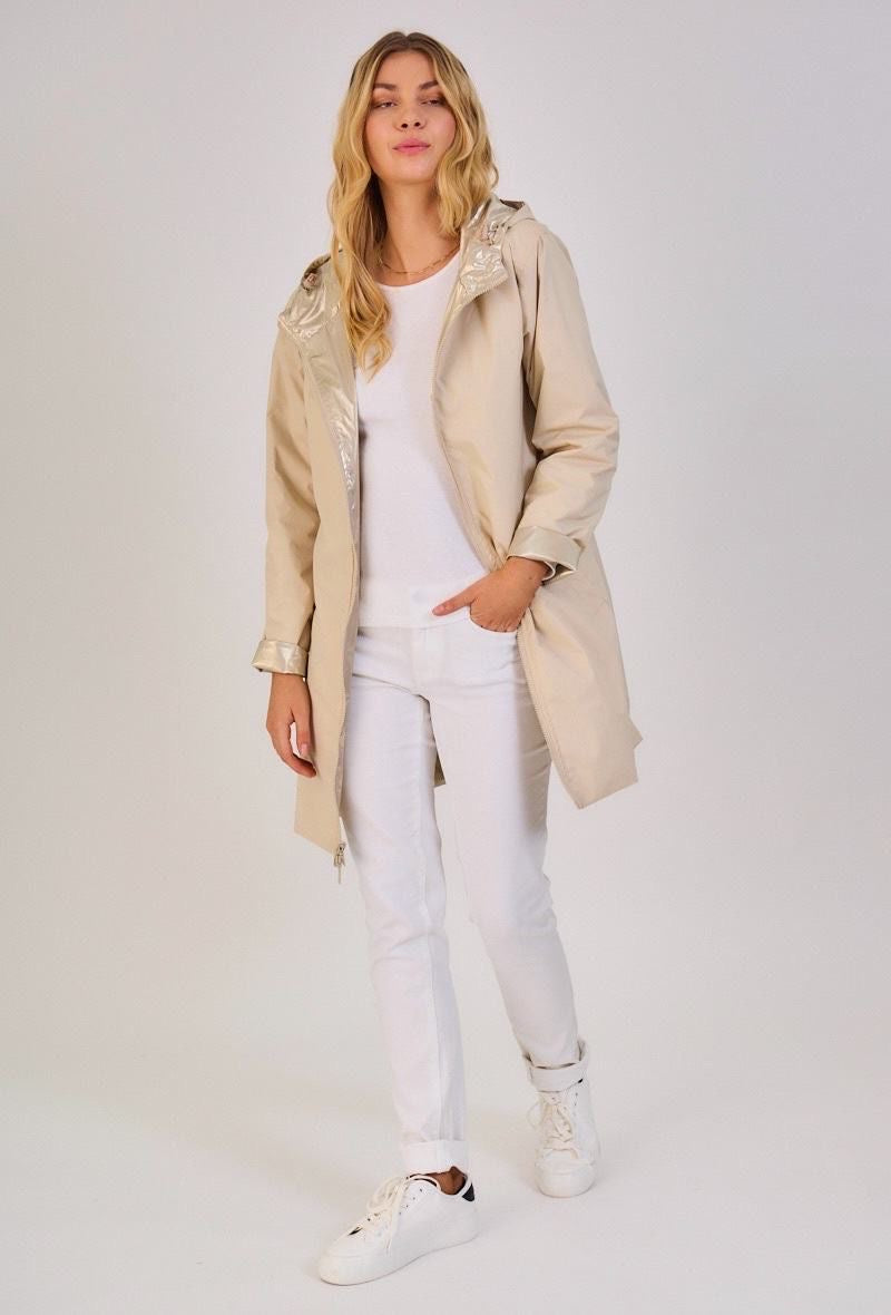 PARKA JUNE TECIDO IMPERMEÁVEL REVERSÍVEL COM CARAPUÇO - Carla Valente