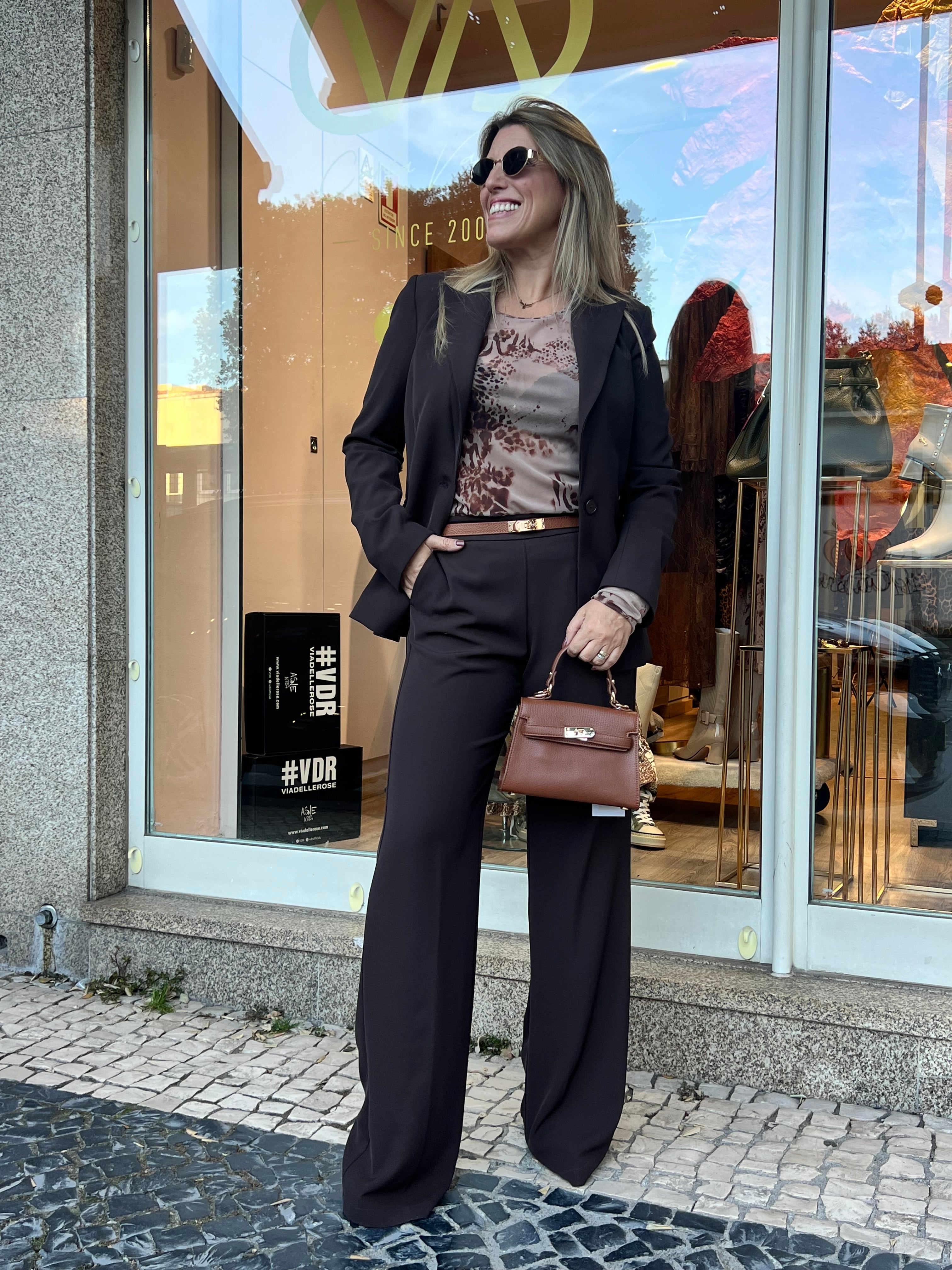 CALÇA PLEASE FATO LISTRADA - Carla Valente