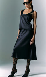 SAIA IMPERIAL COMPRIDA ACETINADA - Carla Valente