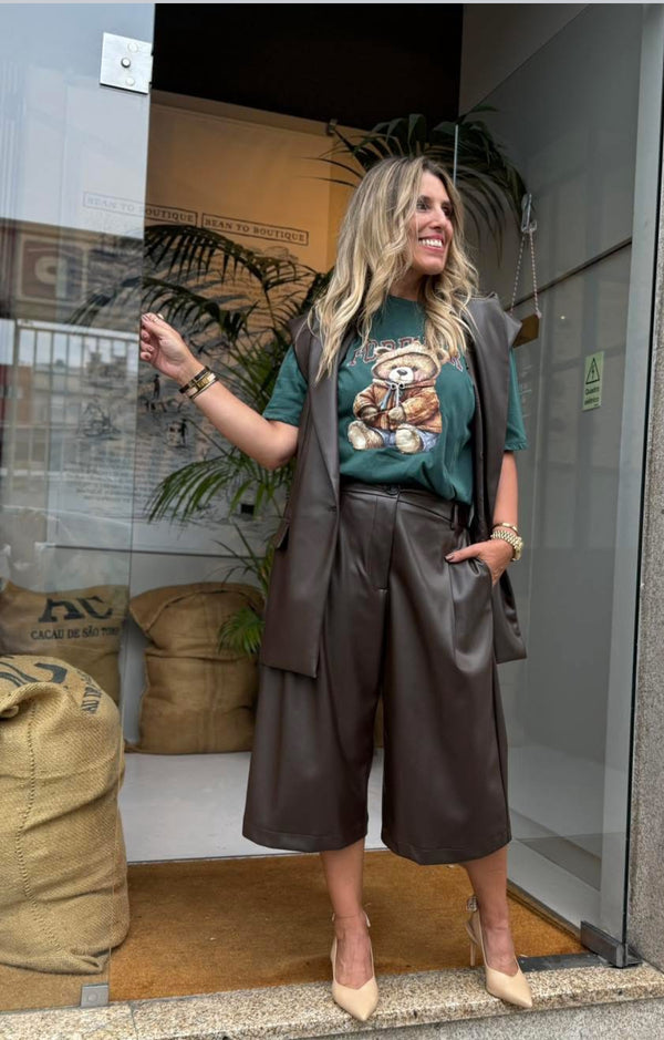 CALÇÃO IMPERIAL EM ECOPELE DE CORTE FLUIDO - Carla Valente