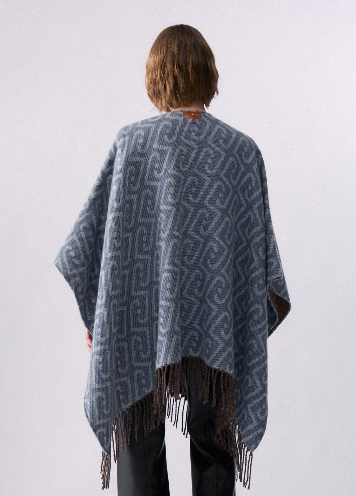 PONCHO LIU JO 2F6039T2742 — Denim — 79df680fb103aae7e50cbcfc28f7836cd04560791a43feb5af28b6311846b640