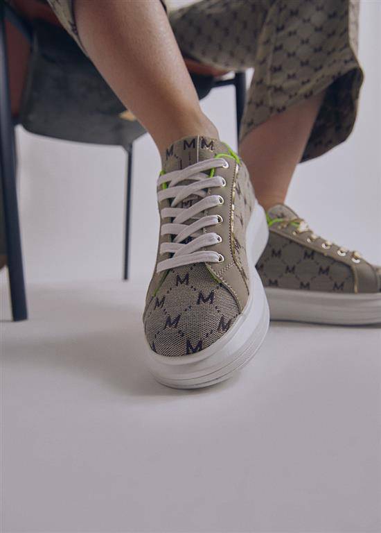 SNEAKERS MAITE LOGOTIPADO INT/FLUOR - Carla Valente