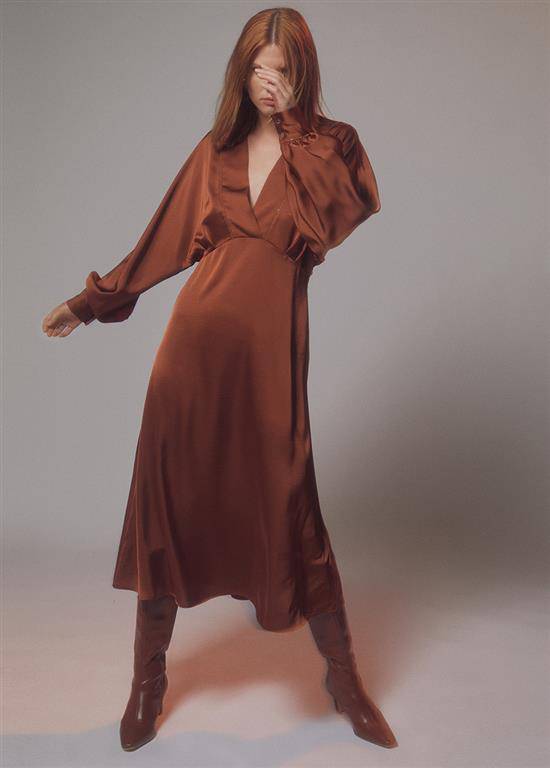 VESTIDO MAITE DE CETIM C/MANGA POETA - Carla Valente