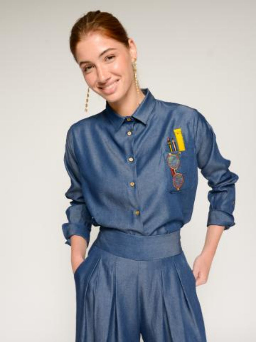 CAMISA VILAGALLO ANA COM EMBLEMA EM TENCEL - Carla Valente