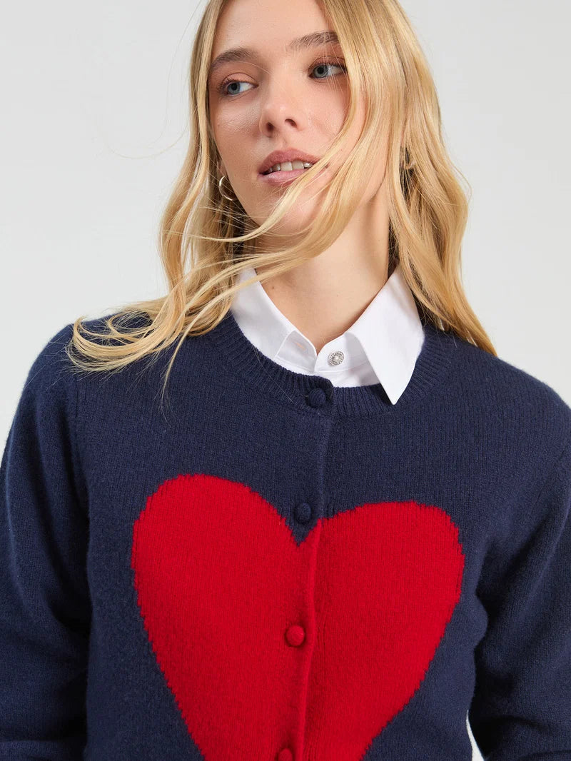 CARDIGAN VILAGALLO COM INTÁRSIA DE CORAÇÃO VERMELHO - Carla Valente