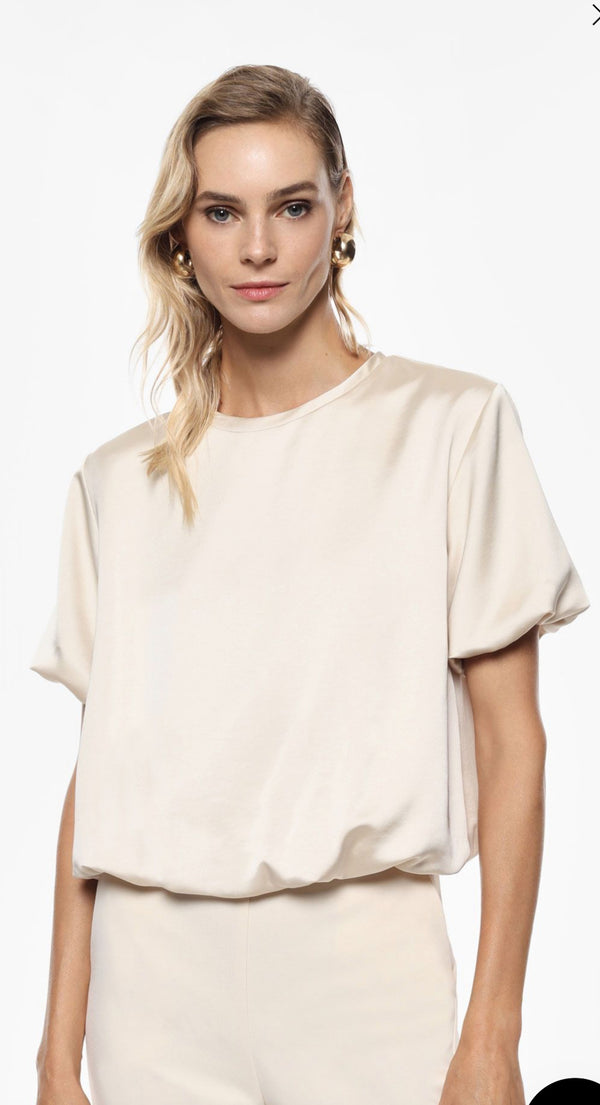 CAMISA IMPERIAL COM MANGAS CURTAS E BAINHA RECOLHIDA - Carla Valente