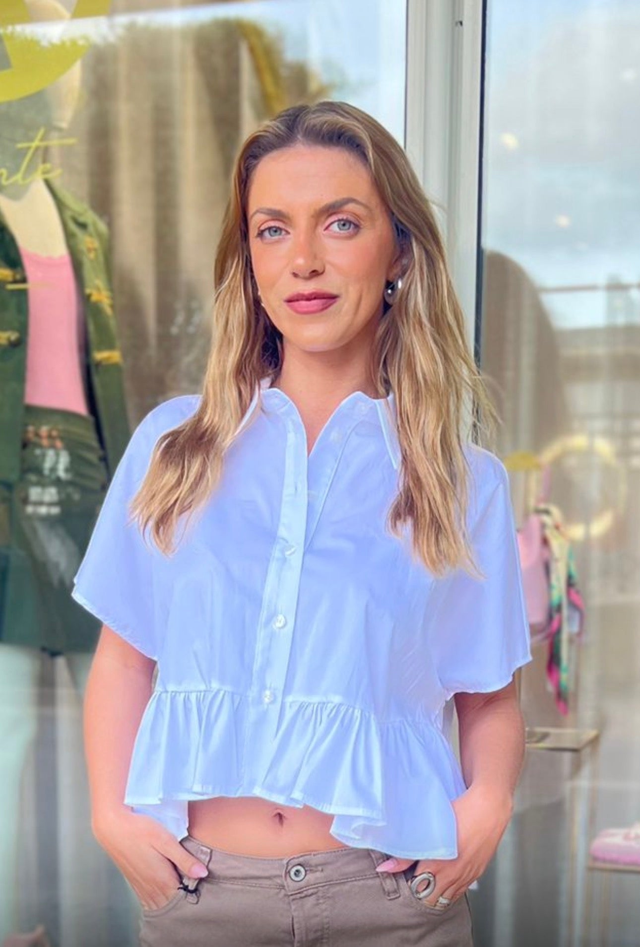 CAMISA IMPERIAL CURTA C/BAINHA FOLHOS - Carla Valente