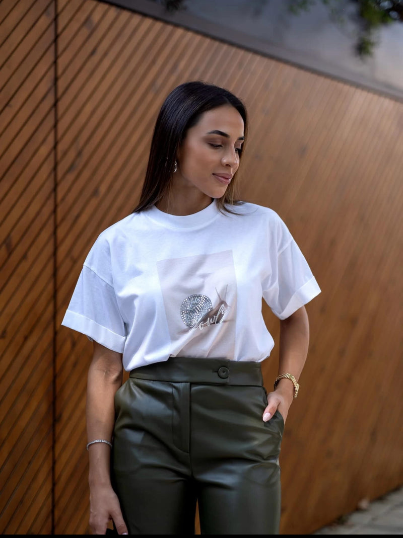 T-SHIRT IMPERIAL COM ESTAMPA DE CARACOL - Carla Valente