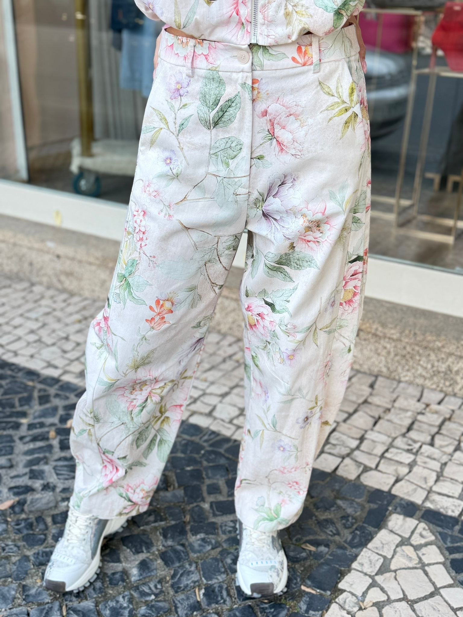 CALÇA IMPERIAL PADRÃO FLORAL - Carla Valente