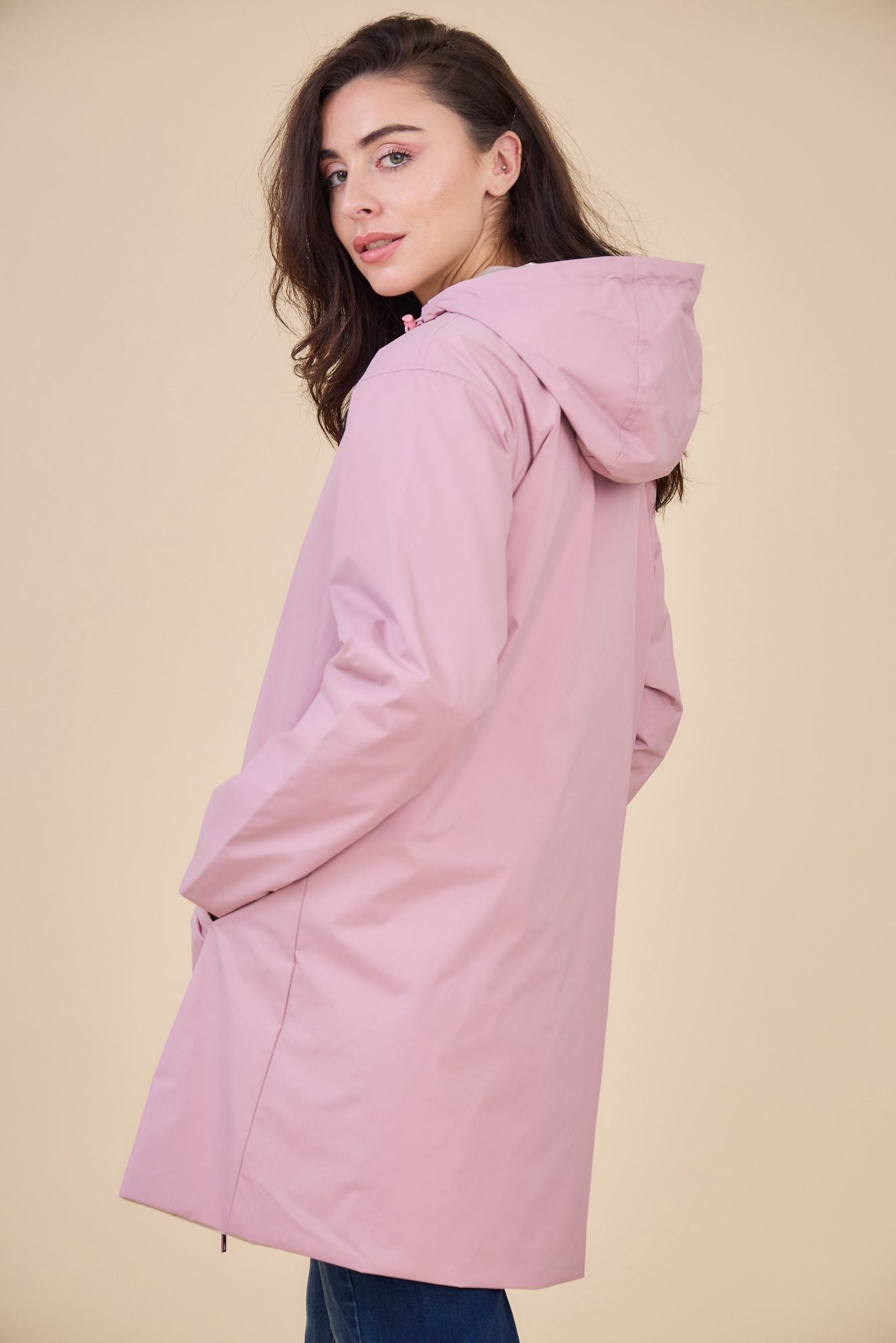 PARKA JUNE TECIDO IMPERMEÁVEL REVERSÍVEL COM CARAPUÇO - Carla Valente