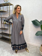 VESTIDO VILAGALLO ESTAMPA FLORES GEOMÉTO - Carla Valente