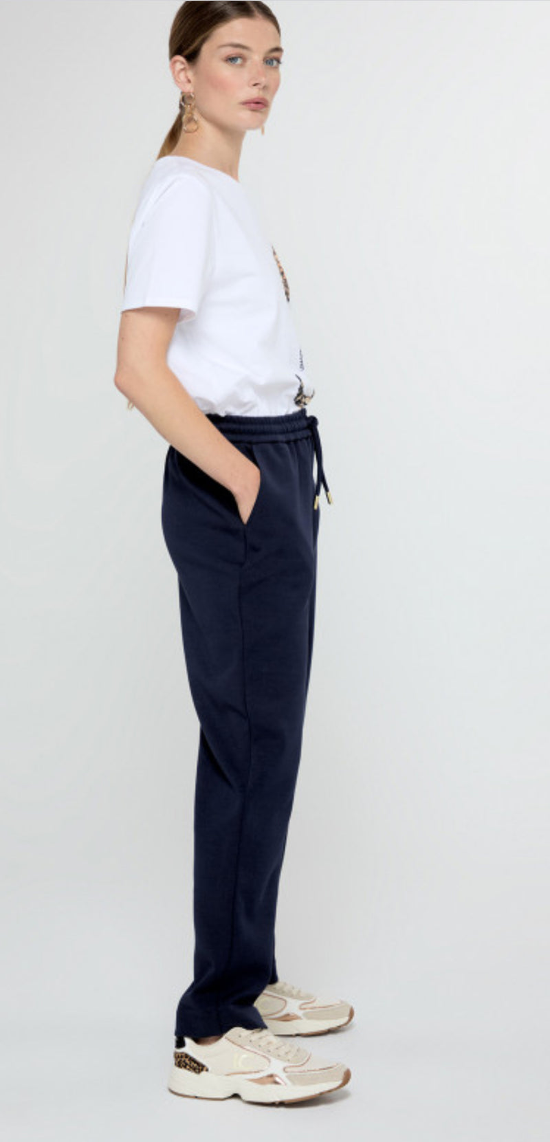 CALÇA LOLA CASADMNT JOGGER DETALHE NA CINTURA - Carla Valente