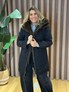 PARKA COM PELO REMOVÍVEL E CARAPUÇO - Carla Valente