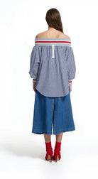 BLUSA VDR DECOTE CANOA CANELADO AS RISCAS - Carla Valente