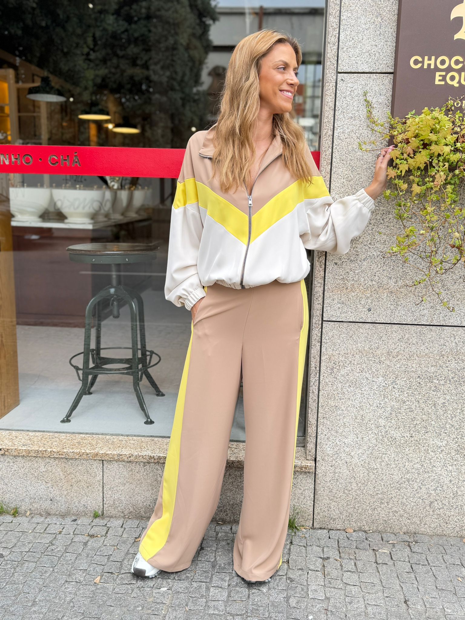 CALÇA DIXIE WIDE LEG C/ TIRA LATERAL - Carla Valente