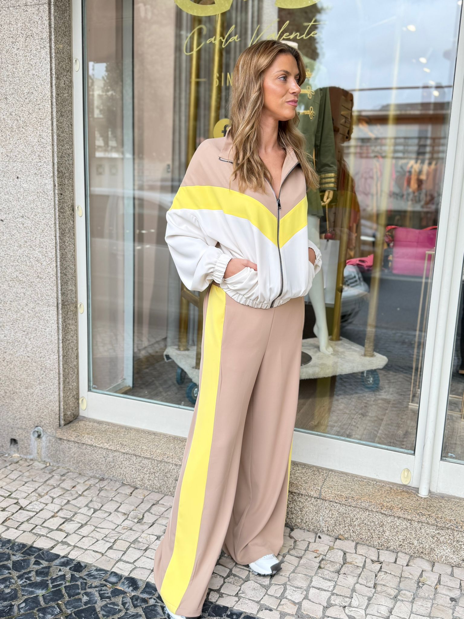 CALÇA DIXIE WIDE LEG C/ TIRA LATERAL - Carla Valente