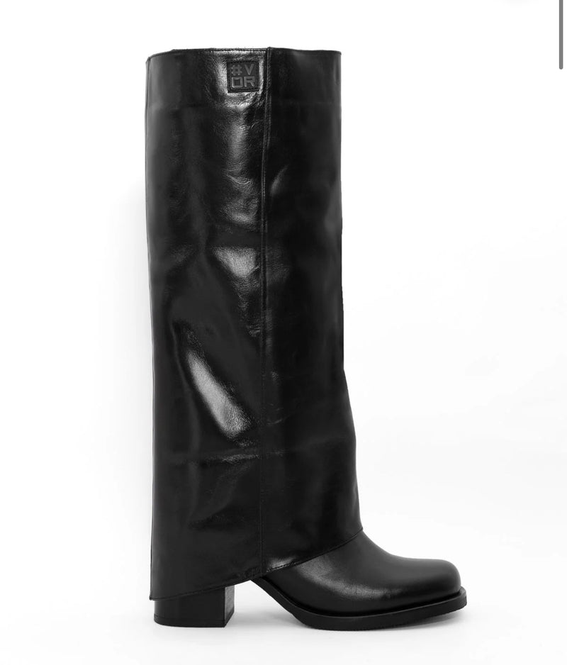 BOTA VDR PEGASO - Carla Valente