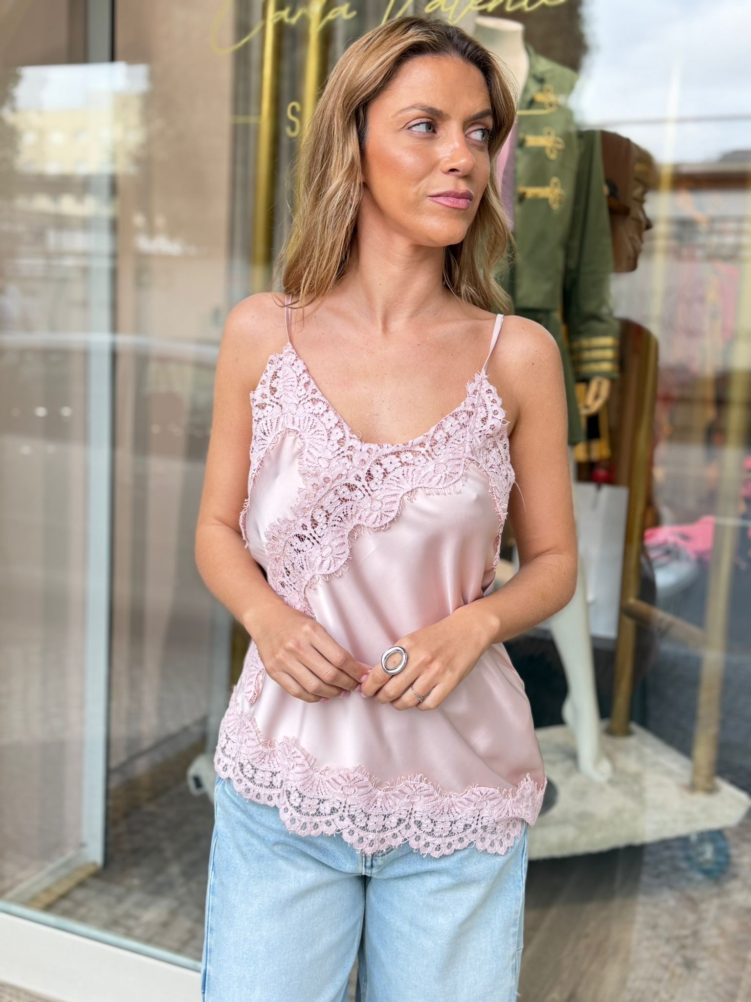 TOP DIXIE ALÇA FINA RENDA ASSIMETRICA - Carla Valente