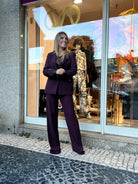 CALÇA PLEASE FATO LISTRADA - Carla Valente