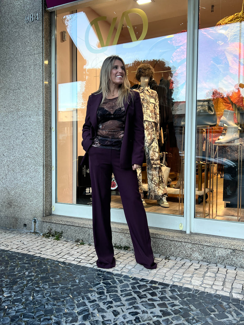 CALÇA PLEASE FATO LISTRADA - Carla Valente