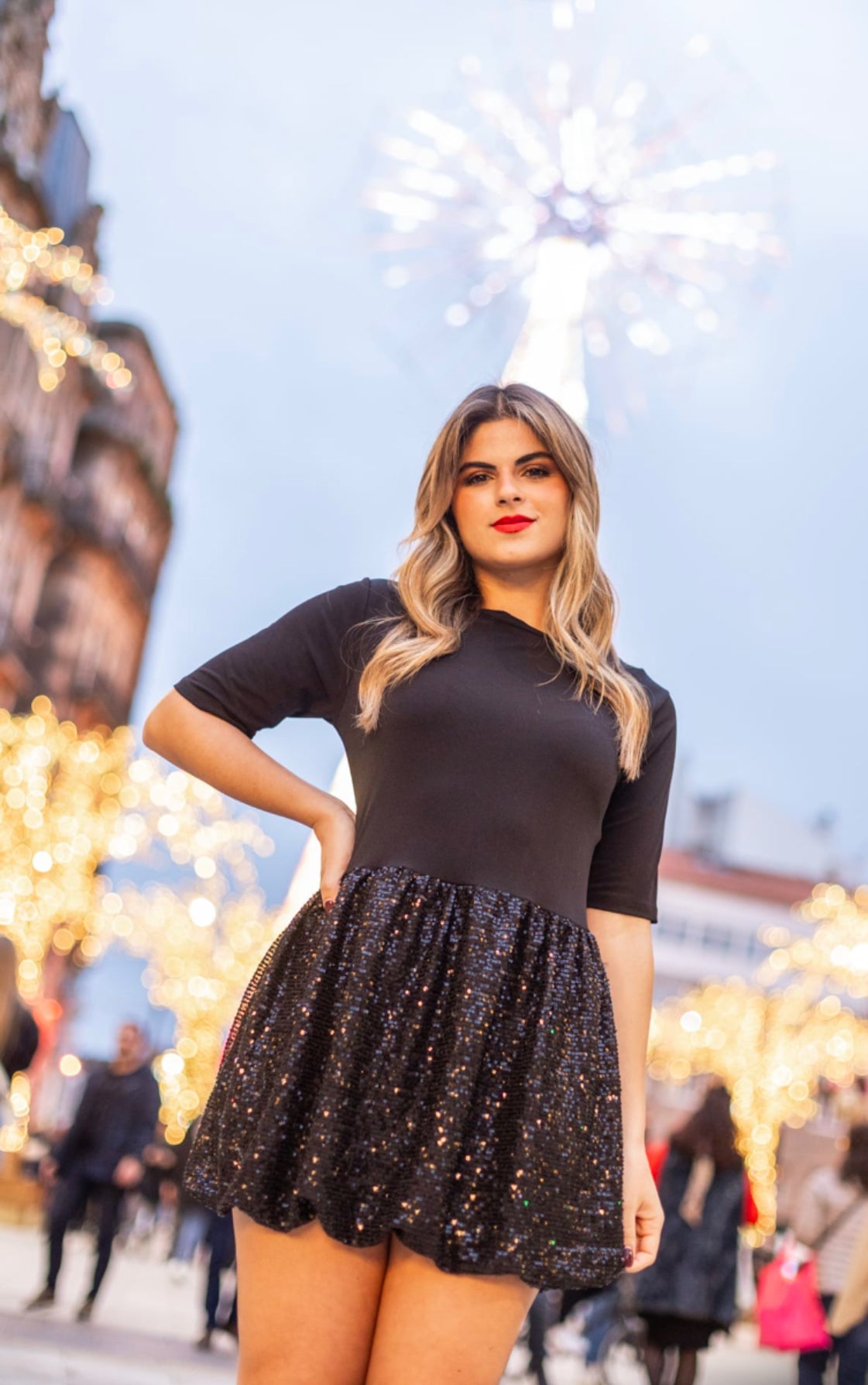 VESTIDO COMBINADO MALHA COM LANTEJOULAS - Carla Valente