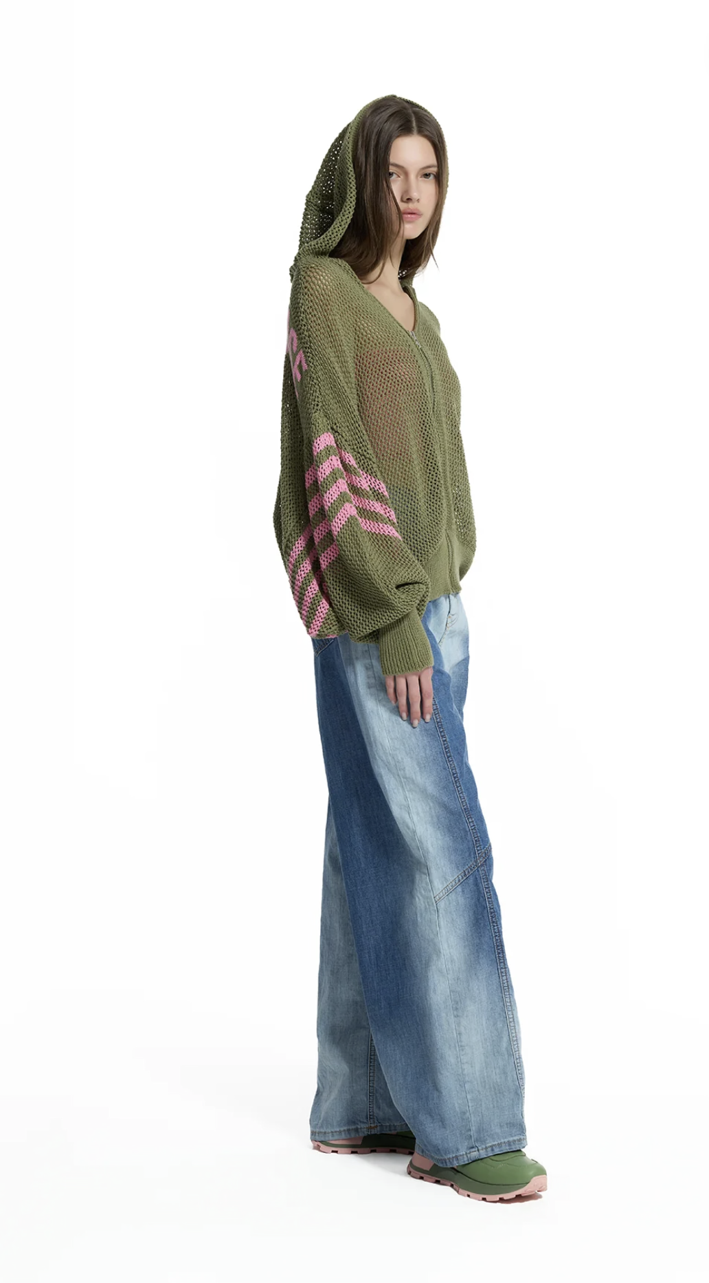 CASACO VDR DE MALHA PERFURADA 17  COM CARAPUÇO - Carla Valente