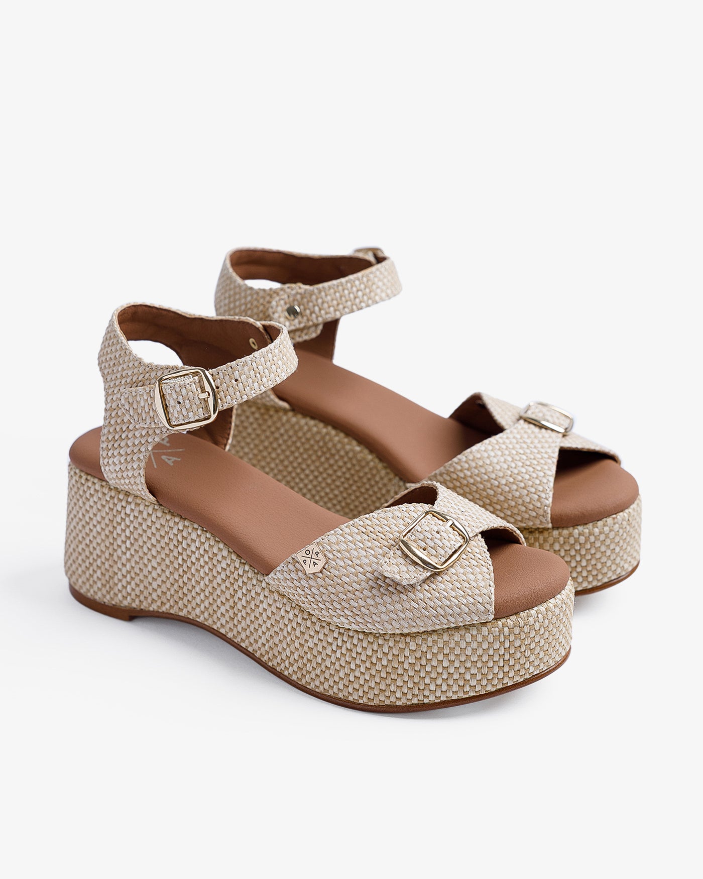 SANDÁLIA POPA MURIEL EM RAFIA DE CUNHA - Carla Valente