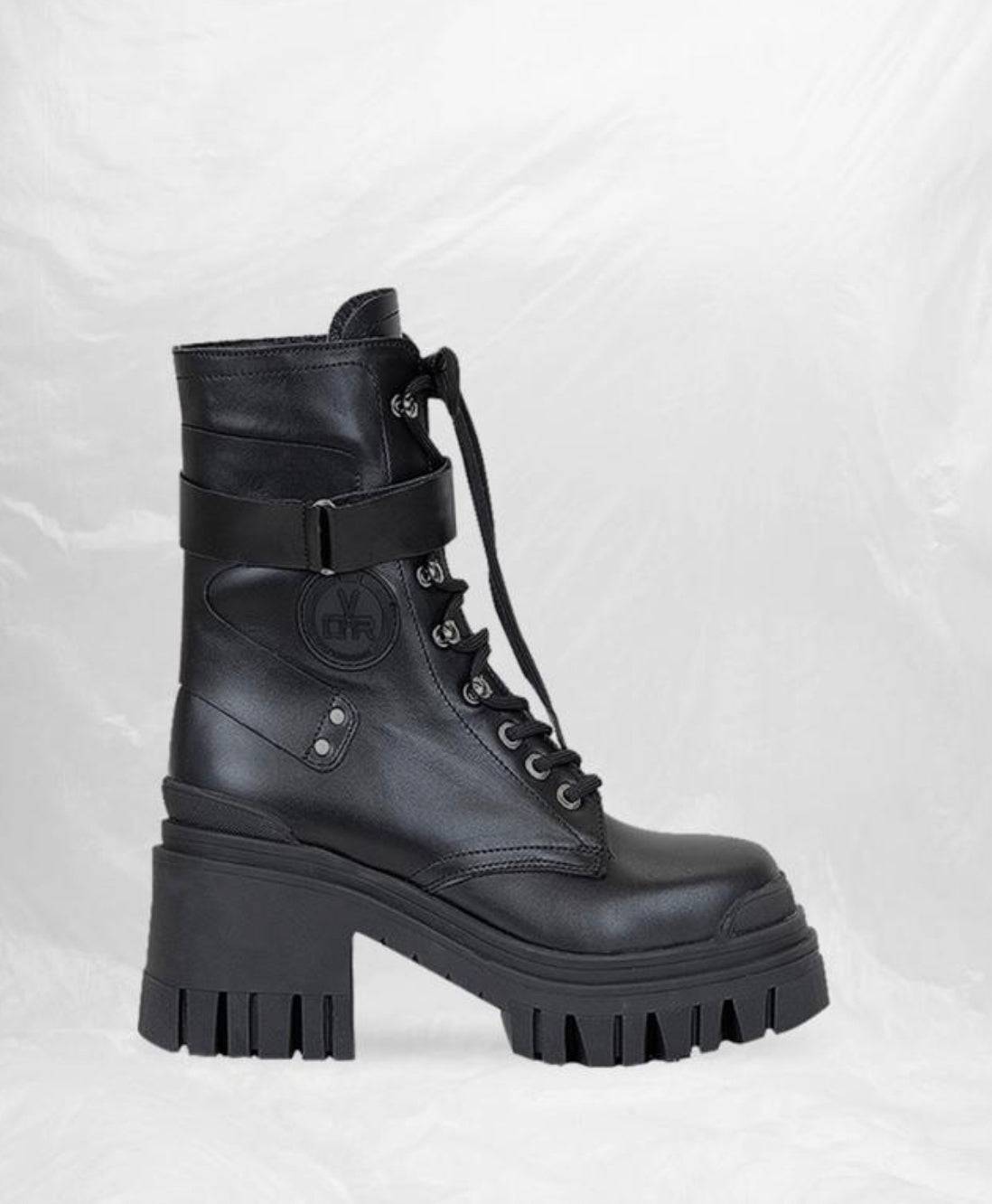 BOTA VDR KAMPUS - Carla Valente