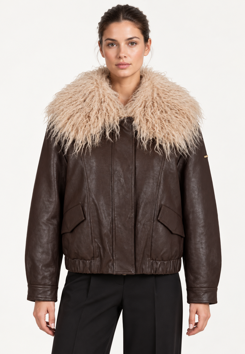 CASACO YES ZEE BOMBER COM GOLA COM PELO - Carla Valente