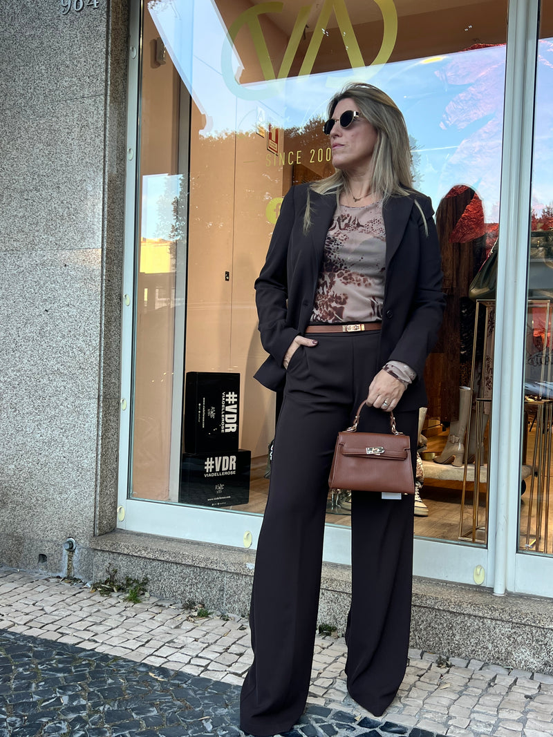 CALÇA PLEASE FATO LISTRADA - Carla Valente